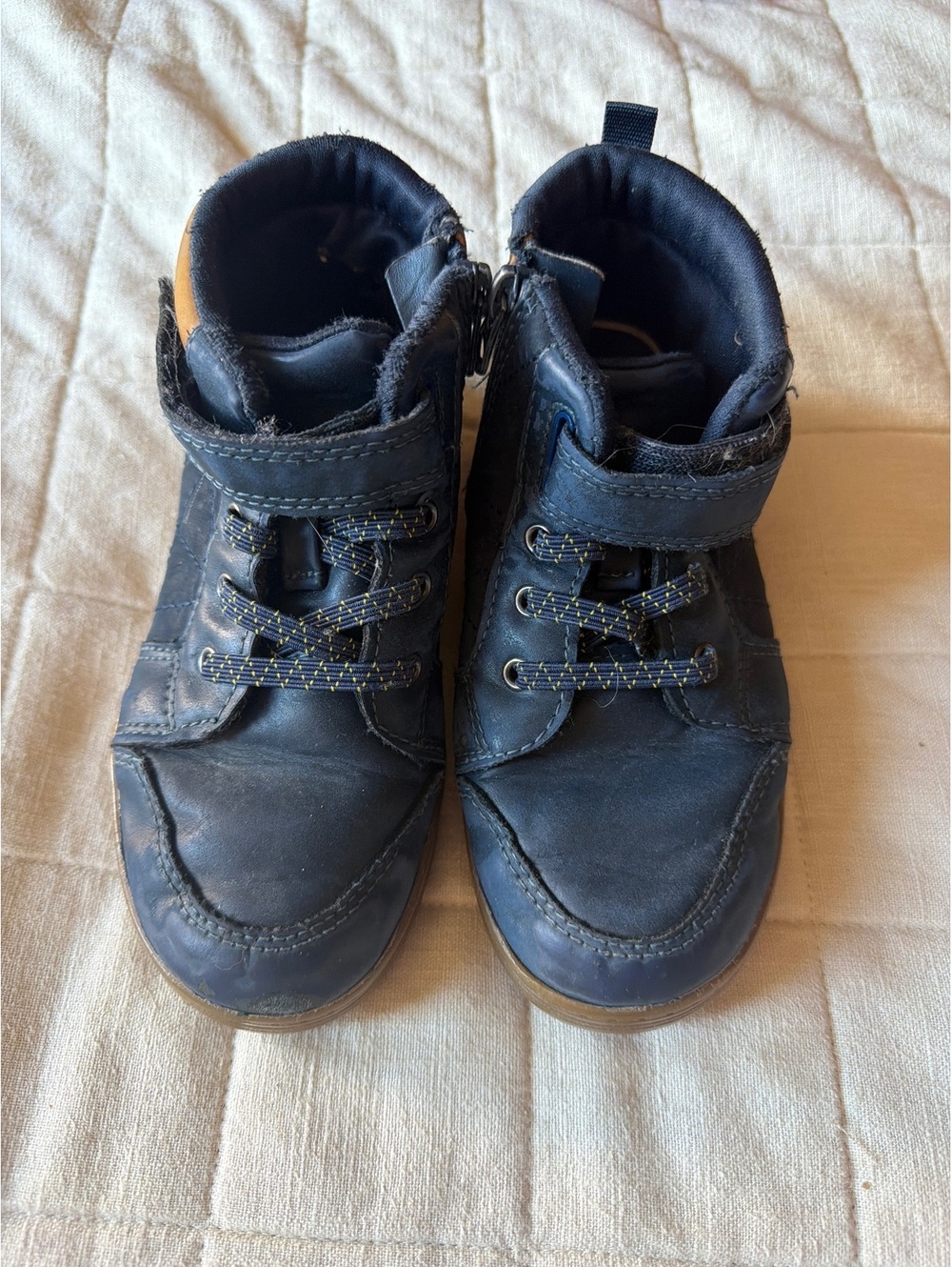 Cat & Jack Boys' Size 12 Black and Brown High Top Sneakers